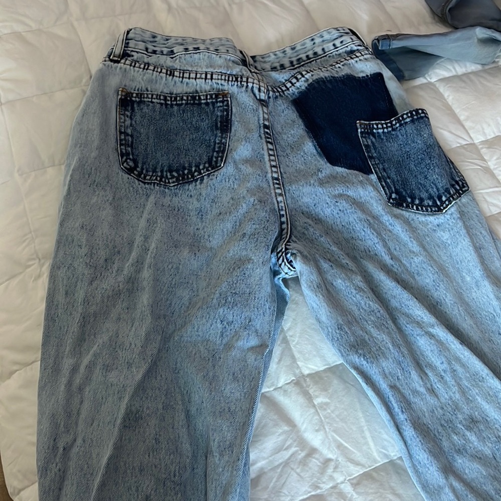 Fashionova mom style jeans! These are SUPER cute and easy to style in any way!